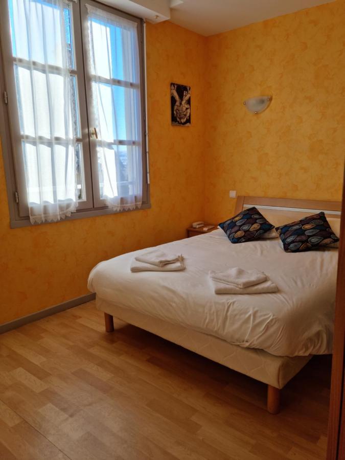 Auberge Le Cheylet Apchon Exteriér fotografie