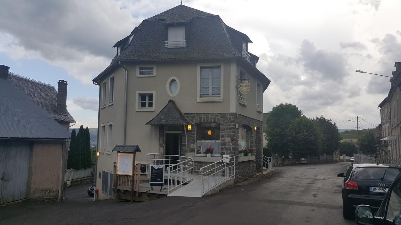 Auberge Le Cheylet Apchon Exteriér fotografie